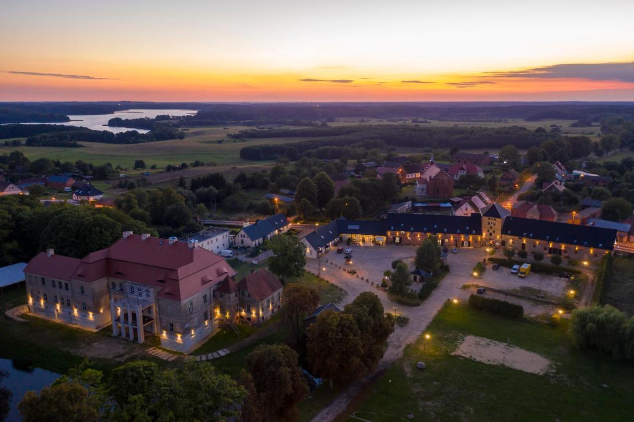 Palac Siemczyno Hotel Eksteriør billede